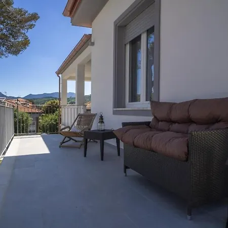 Apartment Ari - Iris