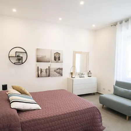 Ari - Iris Apartment