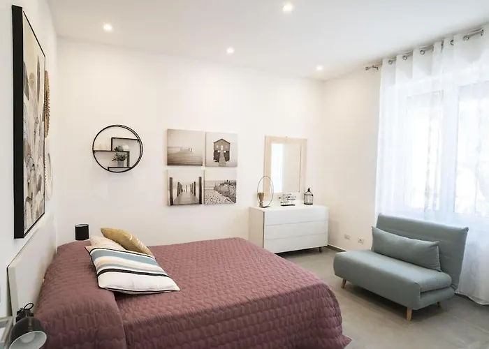 Ari - Iris Apartment